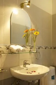 Olina Hotel Da Nang 3*,